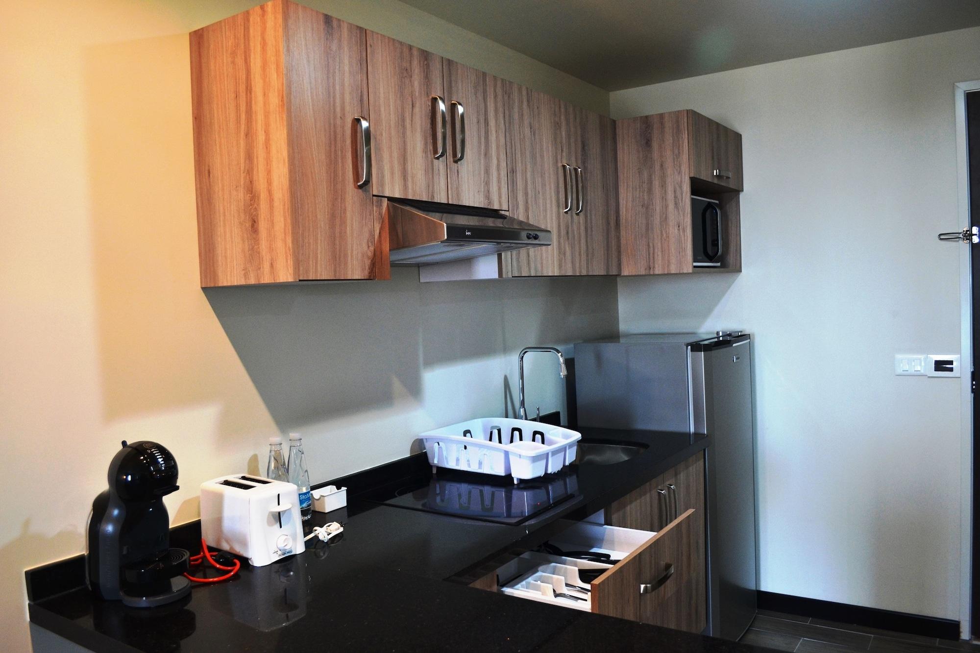 Hampton Inn&Suites by Hilton Salamanca Bajio Bagian luar foto